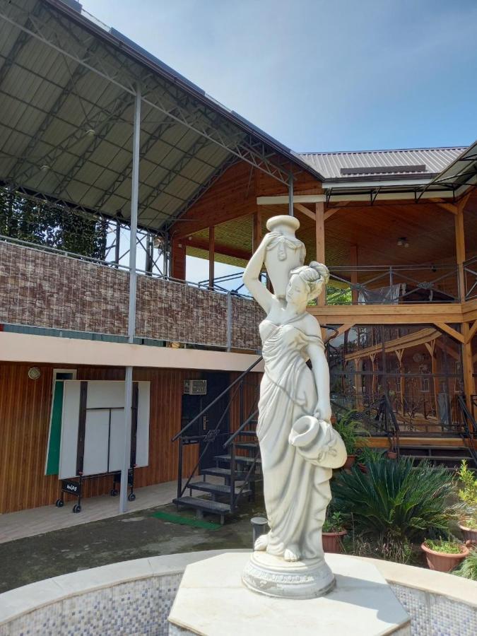 La Fontan Hotel Soechoemi Buitenkant foto